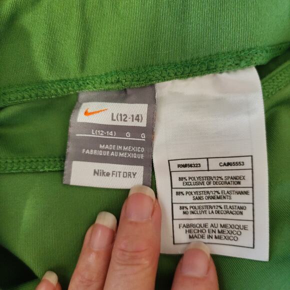Nike Green Stretch Athletic Woman Shorts 4" Inseam Drawstring Size L - Picture 3 of 3